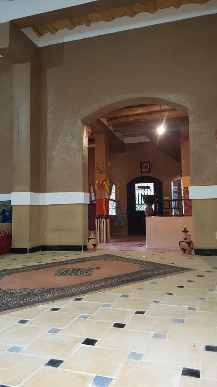 Riad Pizzeria Marhaba Akhendachou n'Ait Ouffi Eksteriør bilde