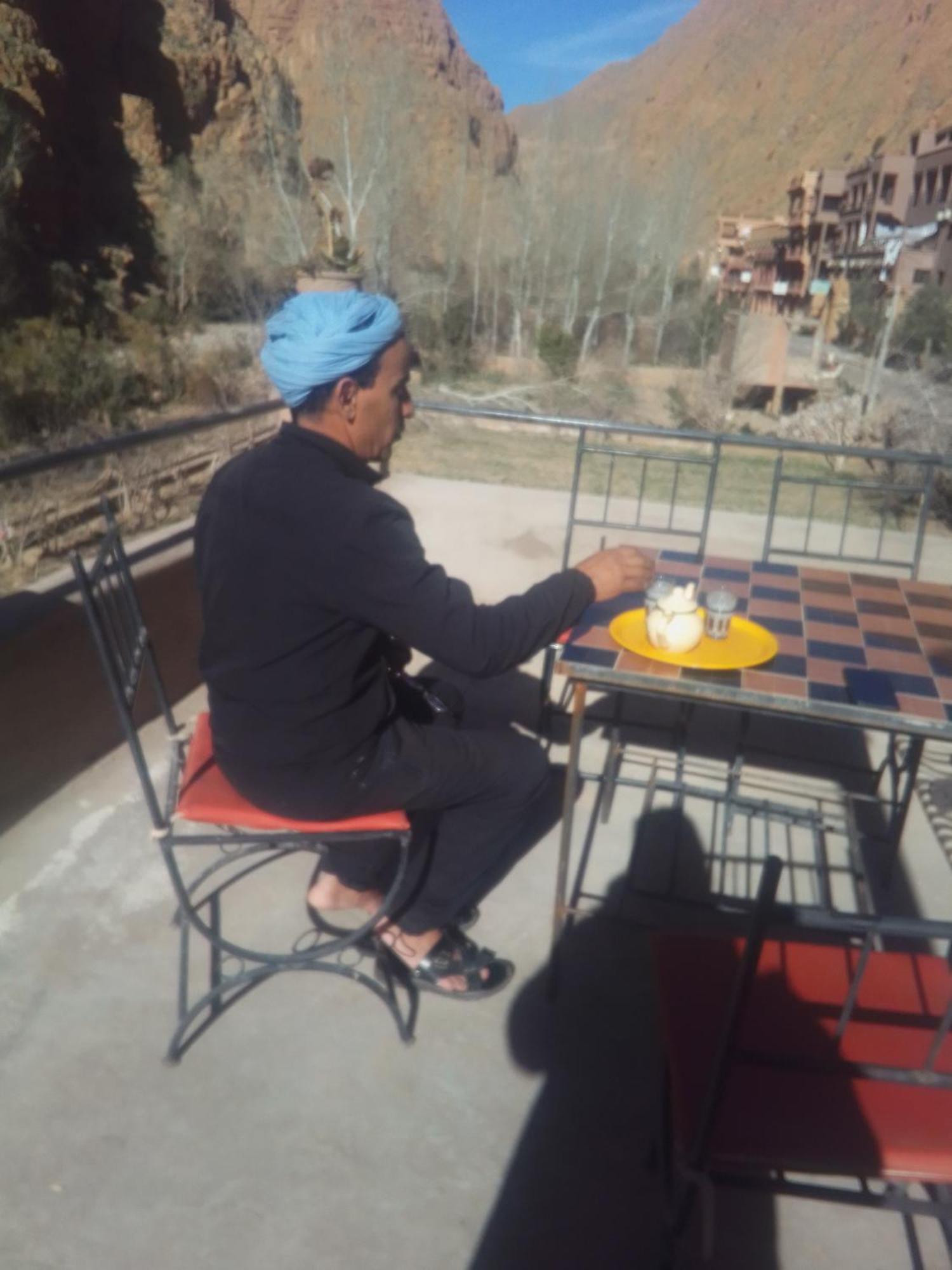 Riad Pizzeria Marhaba Akhendachou n'Ait Ouffi Rom bilde