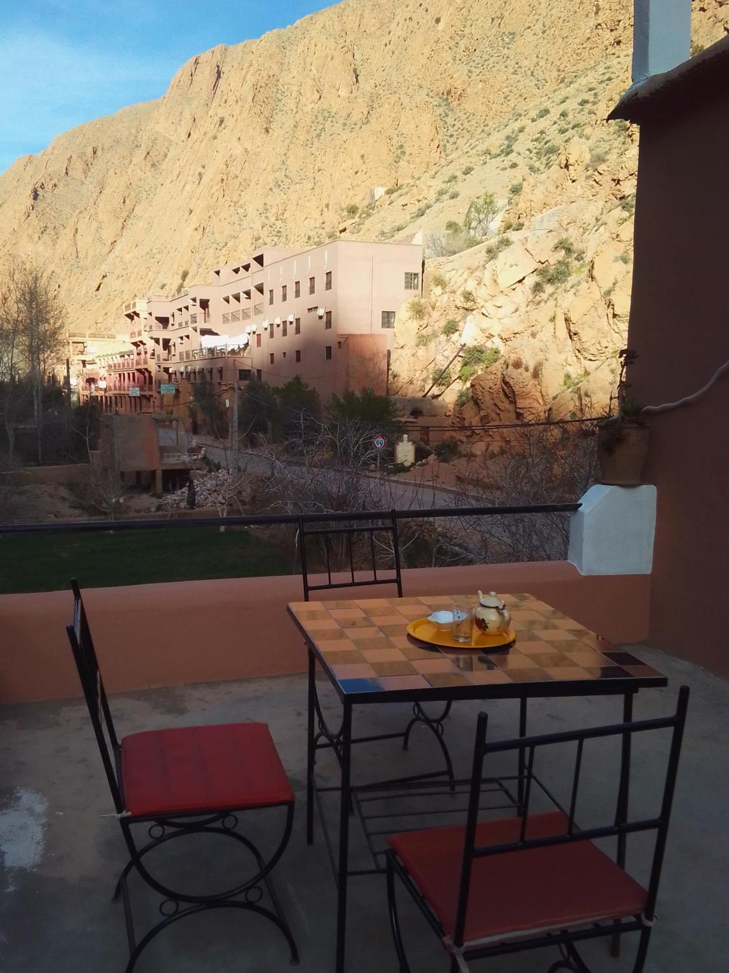 Riad Pizzeria Marhaba Akhendachou n'Ait Ouffi Eksteriør bilde